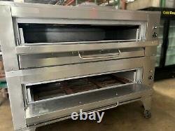 Used Montague 25P Pizza Oven Double deck