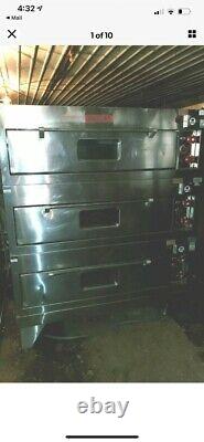 Vulcan Triple Deck Electric bakery pizza oven w new stones and org steel racks