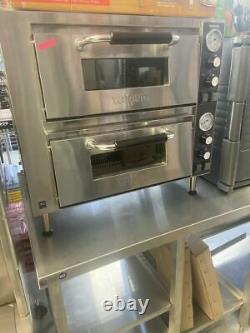 Waring Commercial Double Deck Pizza Oven