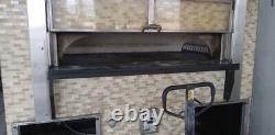 Woodstone pizza oven used/as is model number WS-FD-8645-RFG-LR-IR-NG gas